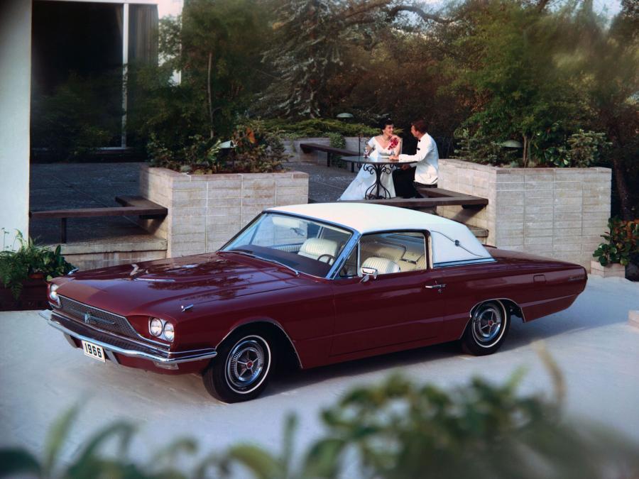 Ford Thunderbird Town Landau Coupe '1966